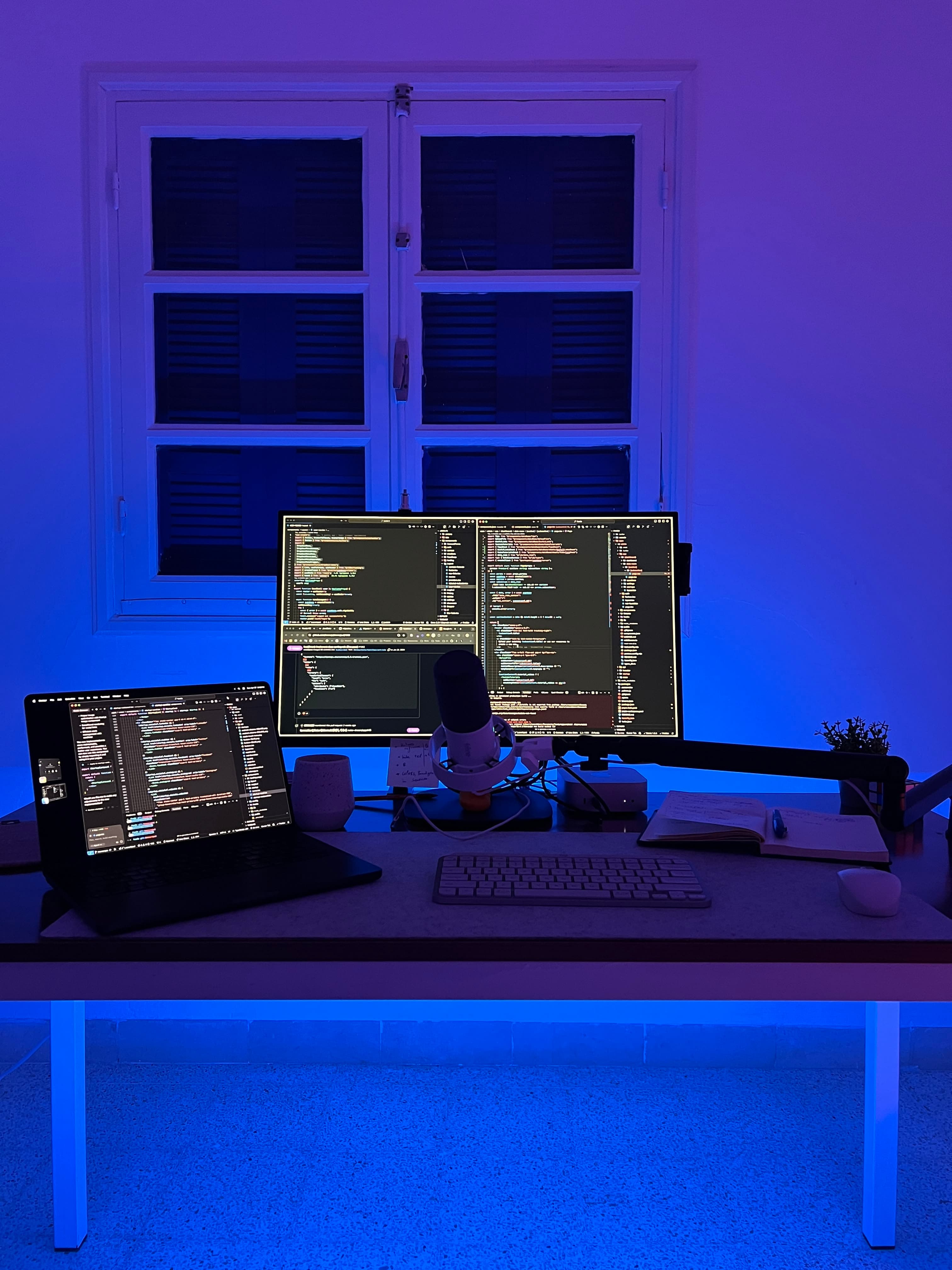 Wassim's desk setup Wassim's desk setup